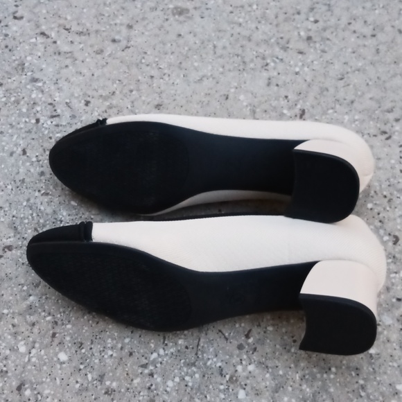 NEW Vivaia Julie Pro Women's Knit Block Heel Almond Toe Shoes Size 9.5 - Picture 5 of 8